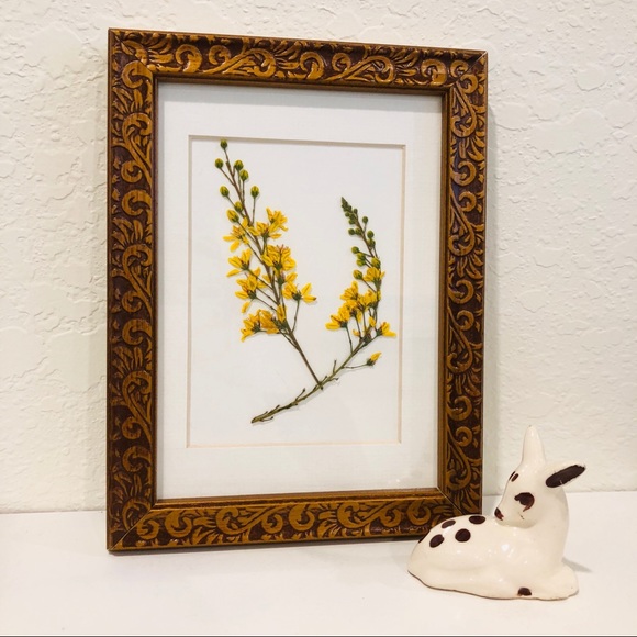 Artisan Pressed Wildflower Frame - 